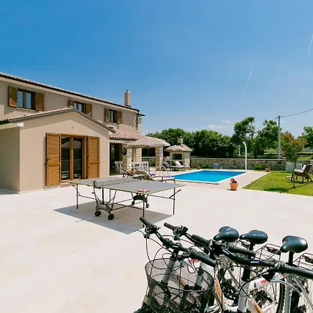 Vila Angela By Interhome Radetići