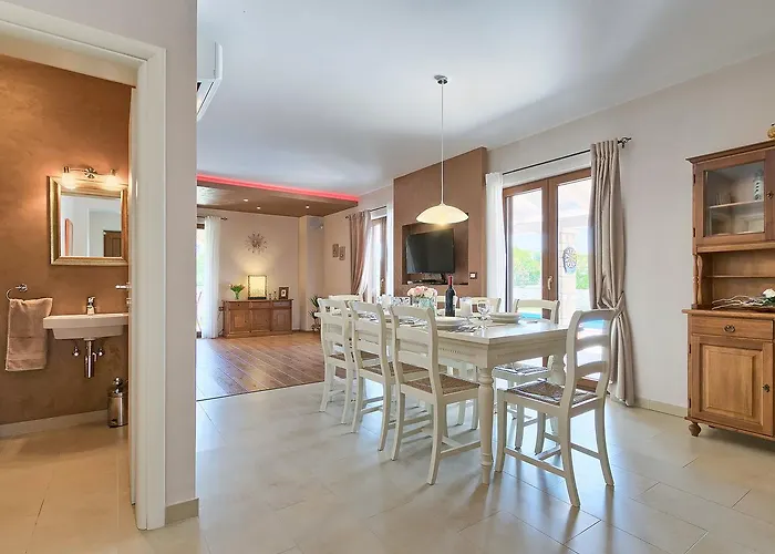 Angela By Interhome Radetici