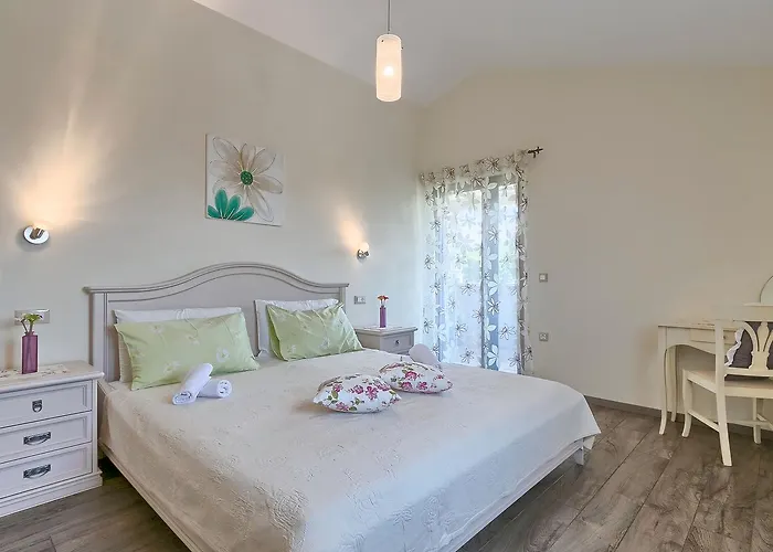 Angela By Interhome Radetici