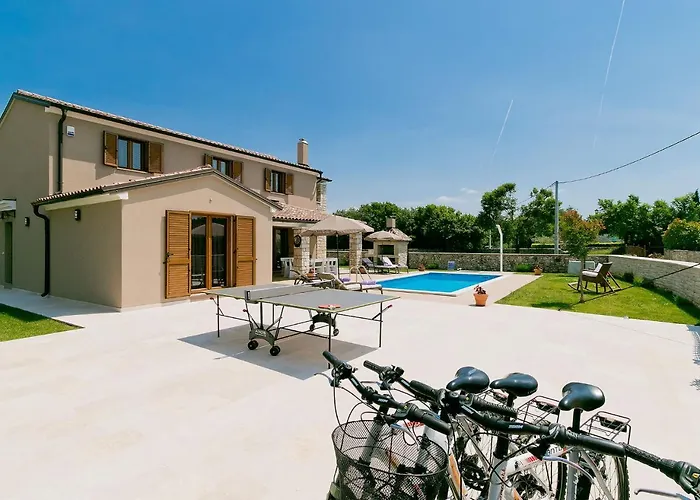 Vila Angela By Interhome Radetici